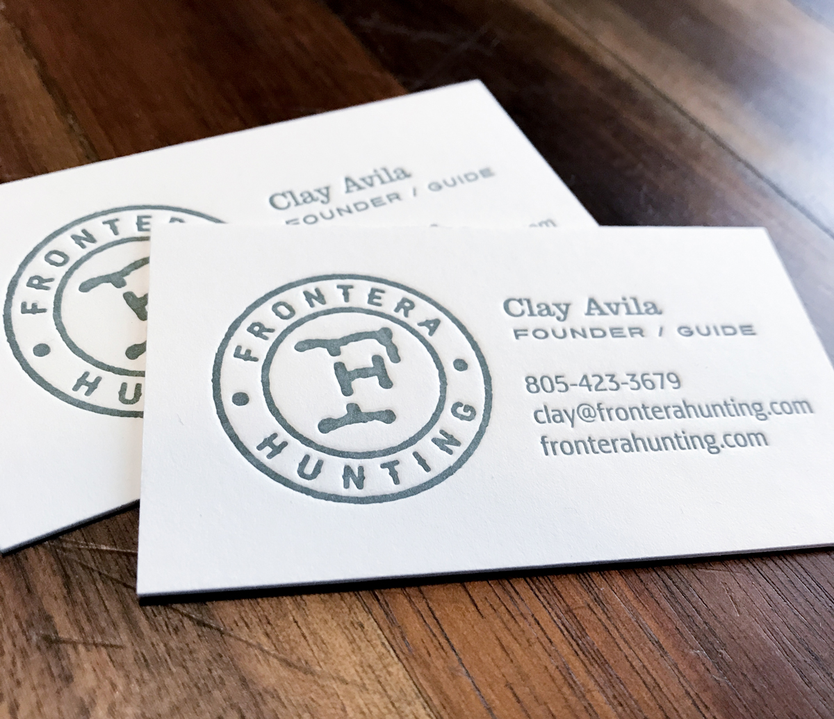 Frontra Hunting business cards